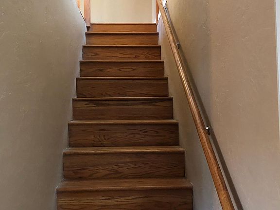 3rd image of 2219 Davis St