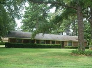 146 Moor Rd, Shreveport, LA 71106