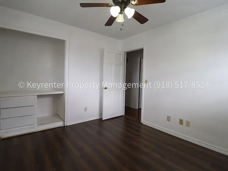 12804 E 13th St — Photo 22