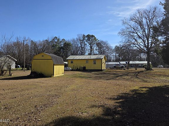 3rd image of 163 Waites Rd