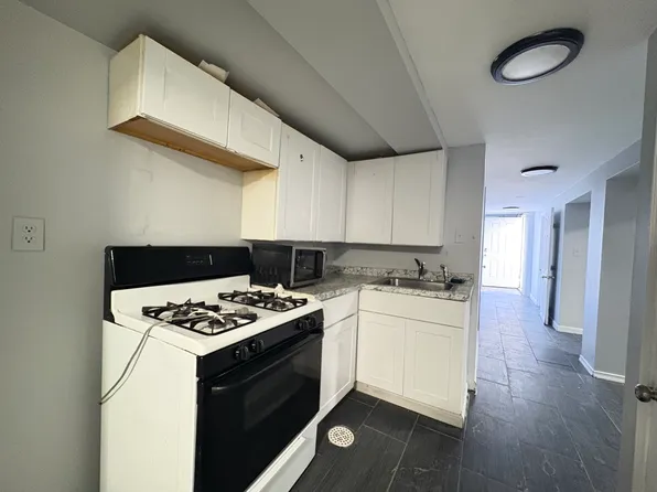 575 Liberty Avenue image 1 of 6