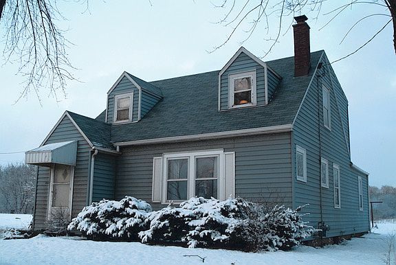 4 Bdr 2ba Town of Niagara 