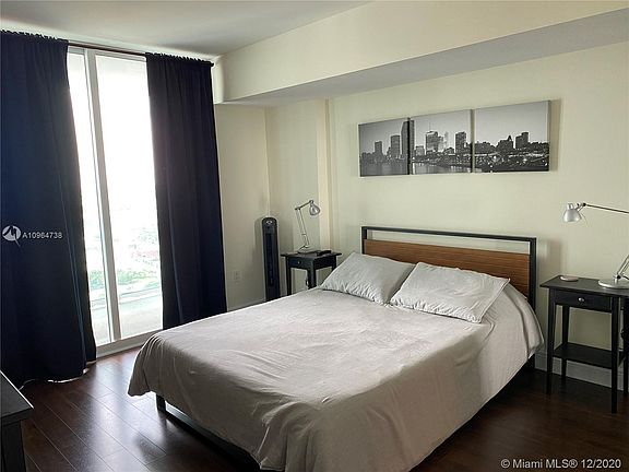 3rd image of 1800 N Bayshore Dr APT 3106