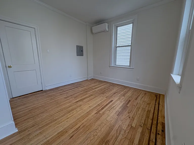 1223 N Franklin St #2R — Photo 37