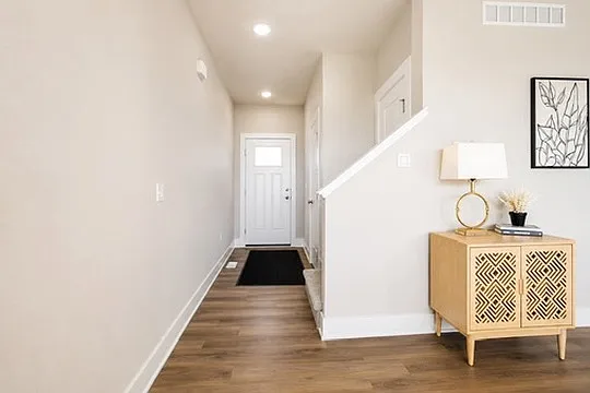 211 NW Springbrooke Dr — Photo 17