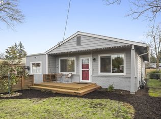 7304 SE Crystal Springs Blvd, Portland, OR