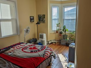 13 Houghton St #2, Somerville, MA 02143