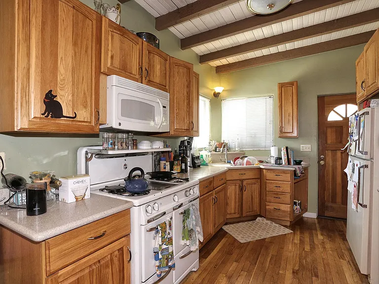 1521 E Mabel St #A — Photo 17