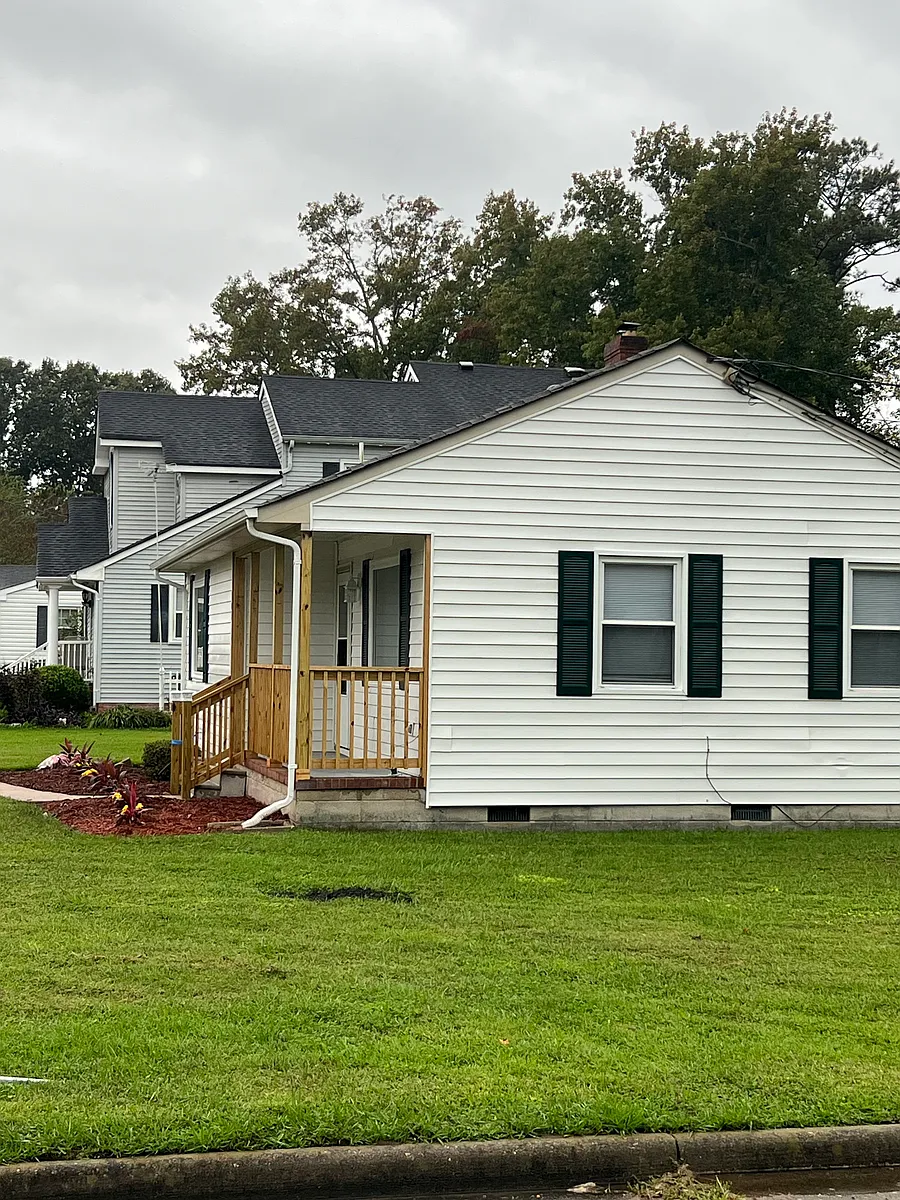 Building Photo - 101 Butts Ln