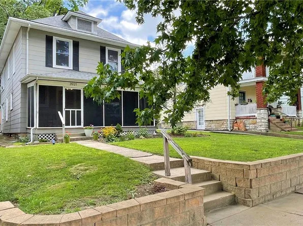 3921 Bell St, Kansas City, MO 64111
