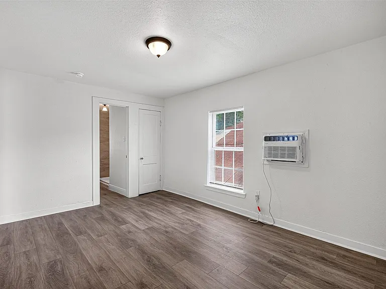 4901 Stimson St #7 — Photo 19