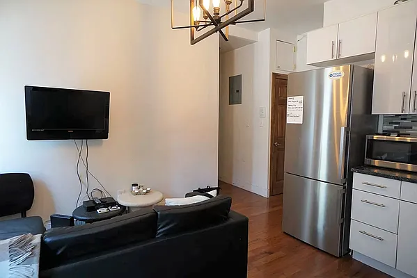 Rented by Best Apartments North Inc | media 50