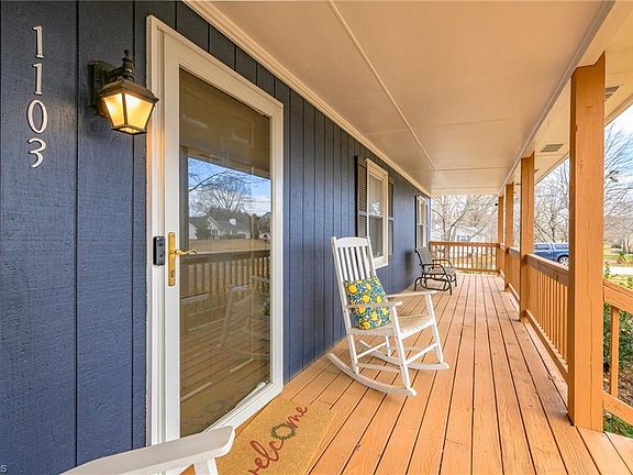 4th image of 1103 Sequoia Dr