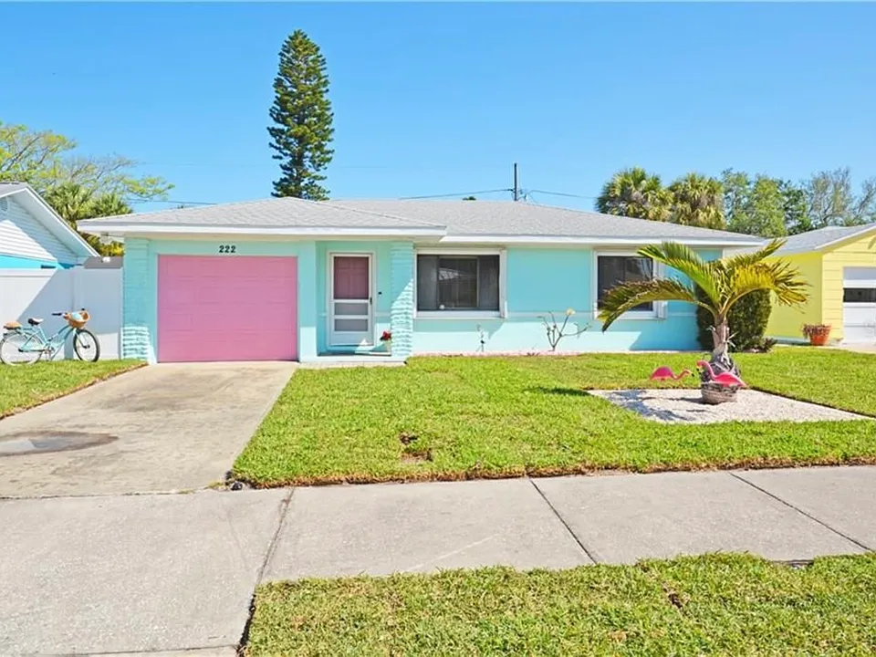 222 42nd Ave