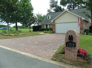 102 Nicole Ln, Crestview, FL 32539