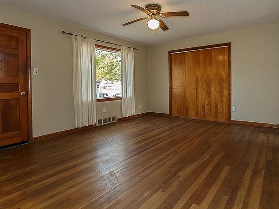 3rd image of 34018 Victor Dr