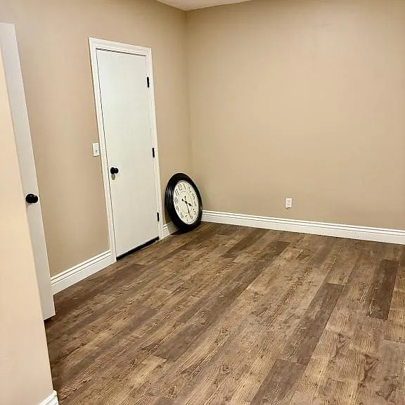2612 Eastview Dr — Photo 32