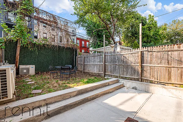 Rented by Rennit Inc. | media 19