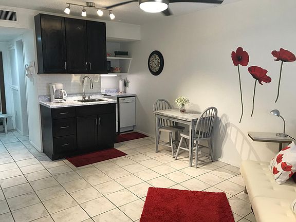 5th image of 110 E Pompano St Unit 311