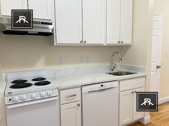 2nd image of 1220 Commonwealth Ave #2