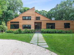 4 Ruffed Grouse Ct, East Hampton, NY 11937