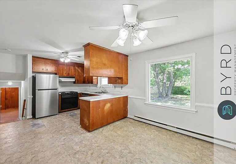 8501 Woodward Dr — Photo 8
