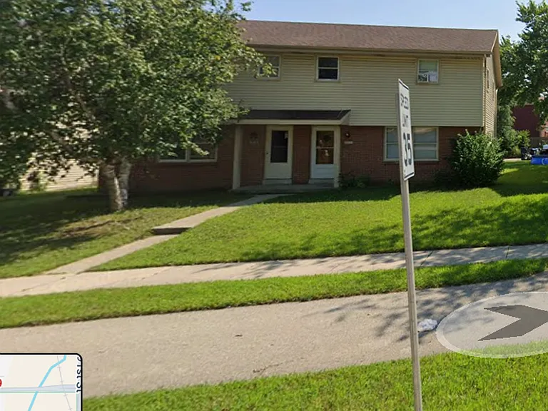 9517 W Bradley Rd — Photo 1