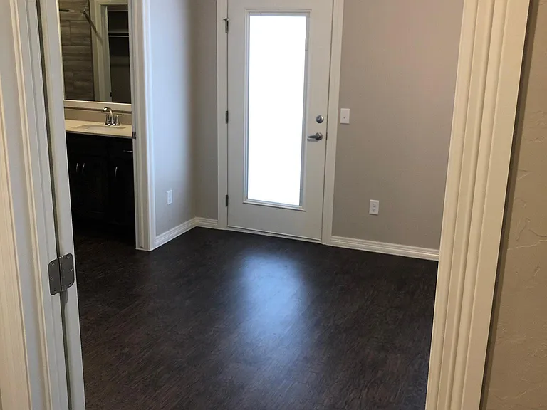 2117 Camino Del Plaza Ln #2117 — Photo 10