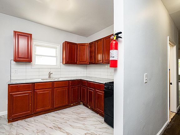2nd image of 94 S 14th St #2A