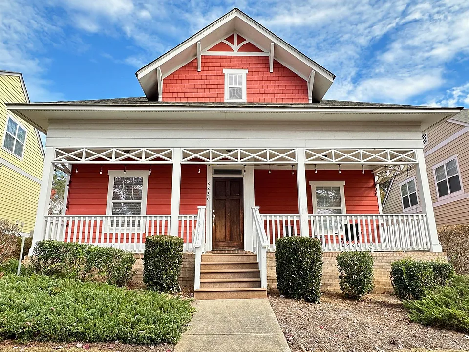 2230 Lakeside Dr