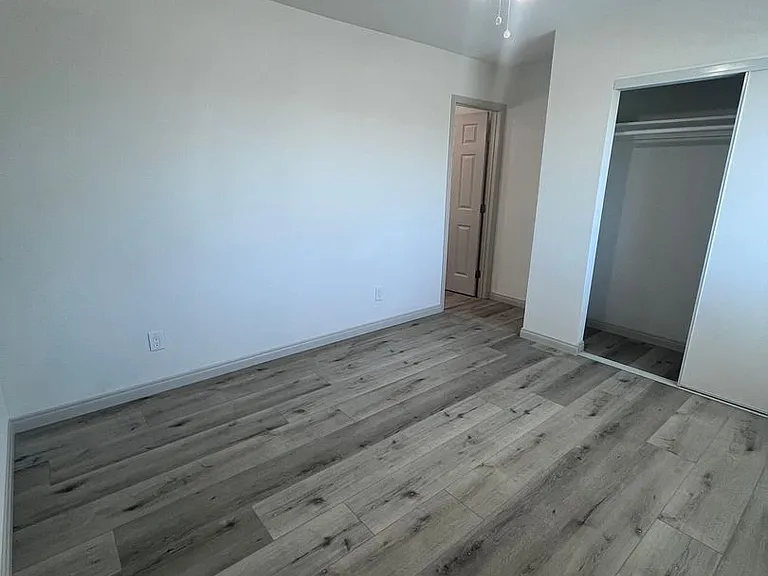 202-204 Calla Ave — Photo 25