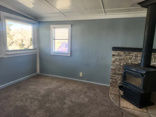 147 Shetler Dr, Coleville, CA 96107