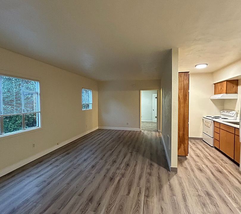 1st image of 3007 NW Harrison Blvd #7