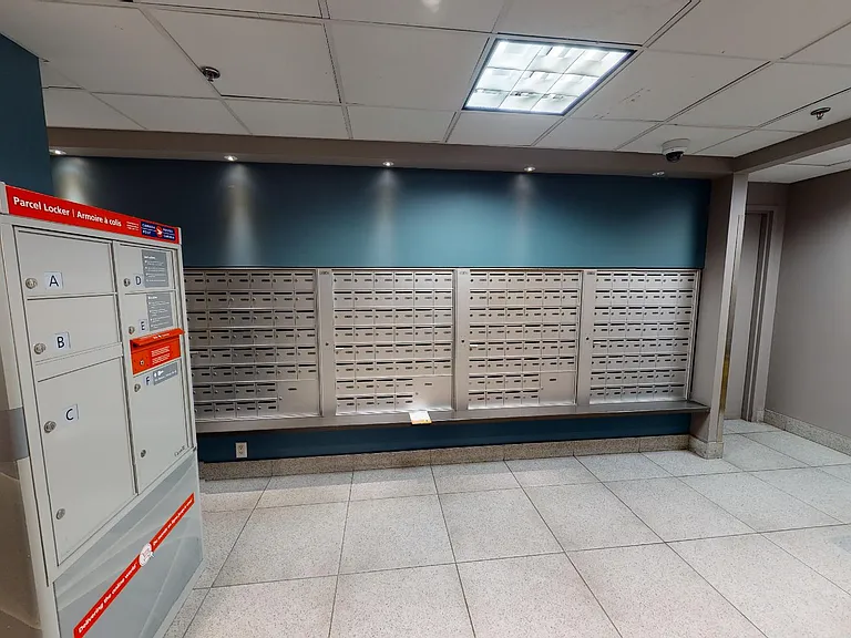 66 Broadway Ave — Photo 21