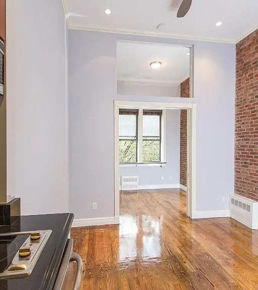 234 W 14th St #R2D — Photo 3