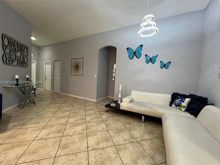1916 SE 14th Ct — Photo 6