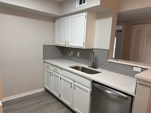 4020 Dancing Cloud Court - 378 - 1 — Photo 3