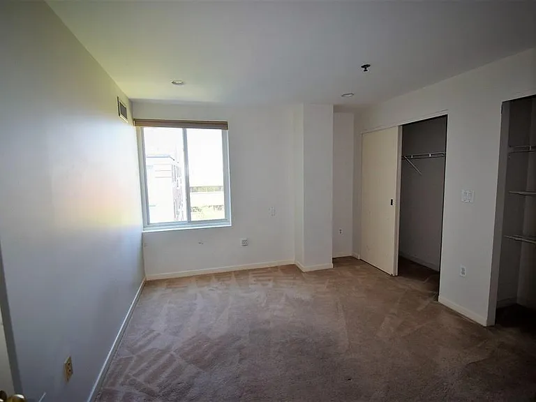 950 Massachusetts Ave #617 — Photo 3