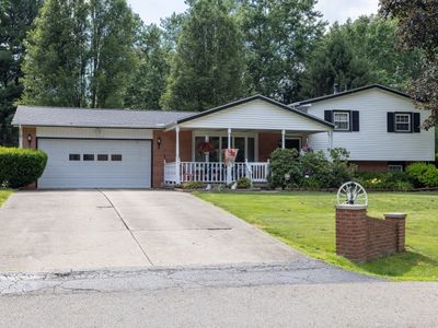 8639 Candlewood Ave NW, North Canton, OH, 44720