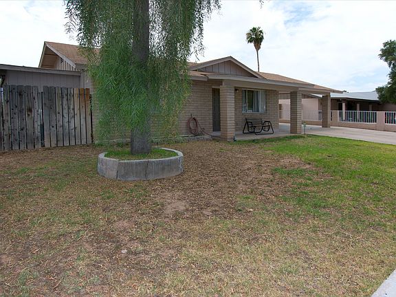 3rd image of 935 E Garnet Ave