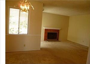 2nd image of 1601 W 184th St