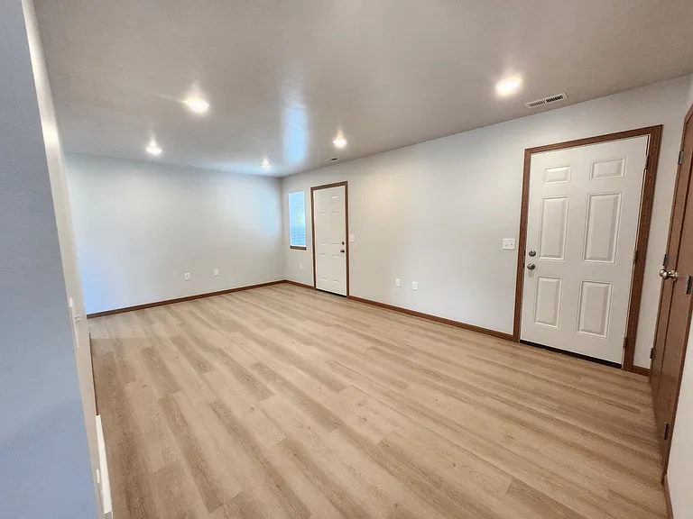 Sundance Ridge / Radiant Place — Photo 6