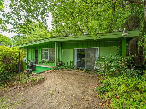 1711 Jessamine Rd, Charleston, SC 29407