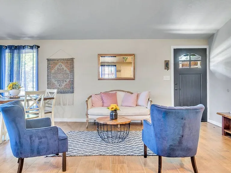 1115 Osage St — Photo 4