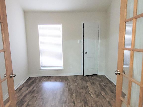 4th image of 2306 Gail Dr
