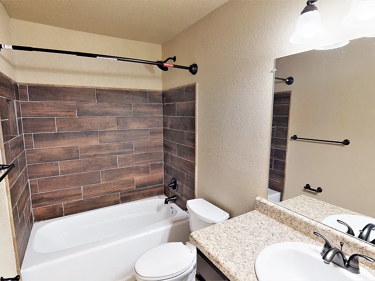 5387 W Clevenger Dr — Photo 8