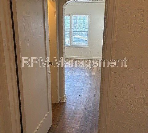 4th image of 1523 N McCadden Pl APT 405