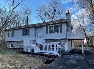 5108 Derby Rd, Tobyhanna, PA 18466