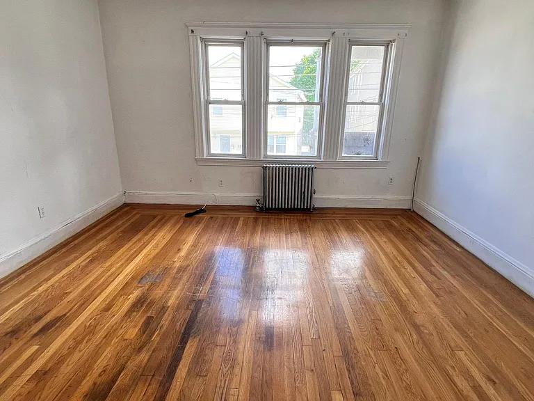 15 Nichols St #2 — Photo 13