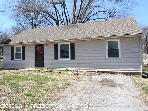 2nd image of 2642 S 28th St